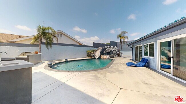 Building Photo - 4272 Don Jose Dr