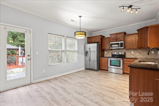 Building Photo - 1548 Logan Patrick Court