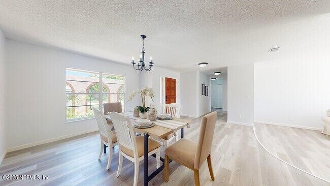 Building Photo - 10 Coral Reef Ct S