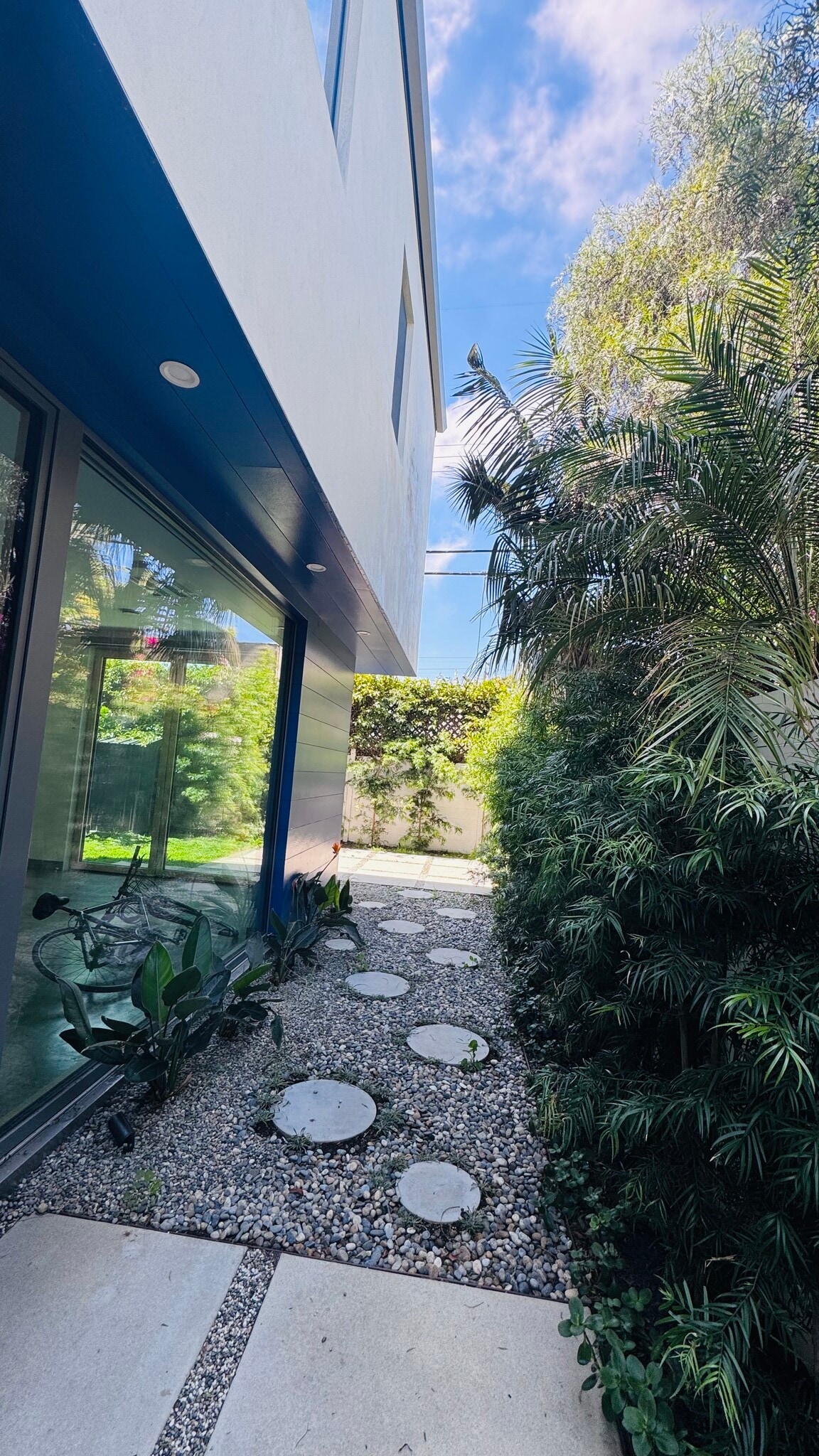 Building Photo - 12527 Wagner St