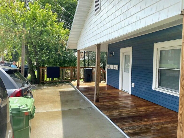 Building Photo - 601 Clinton Ave