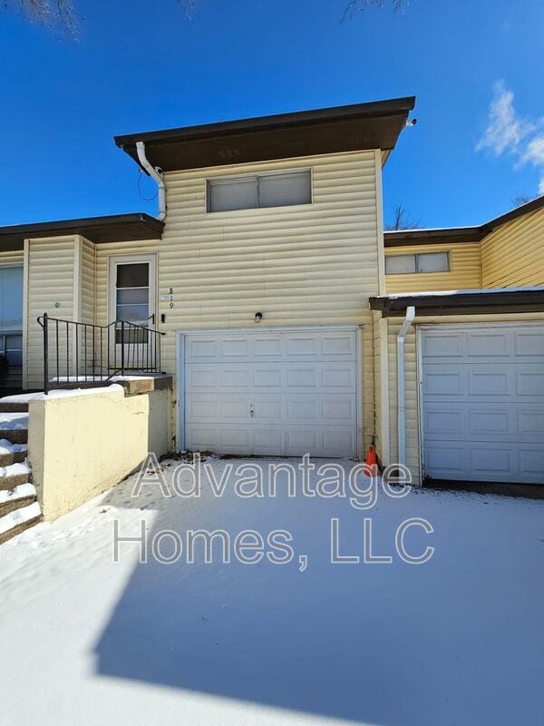 Building Photo - 819 N 70th St