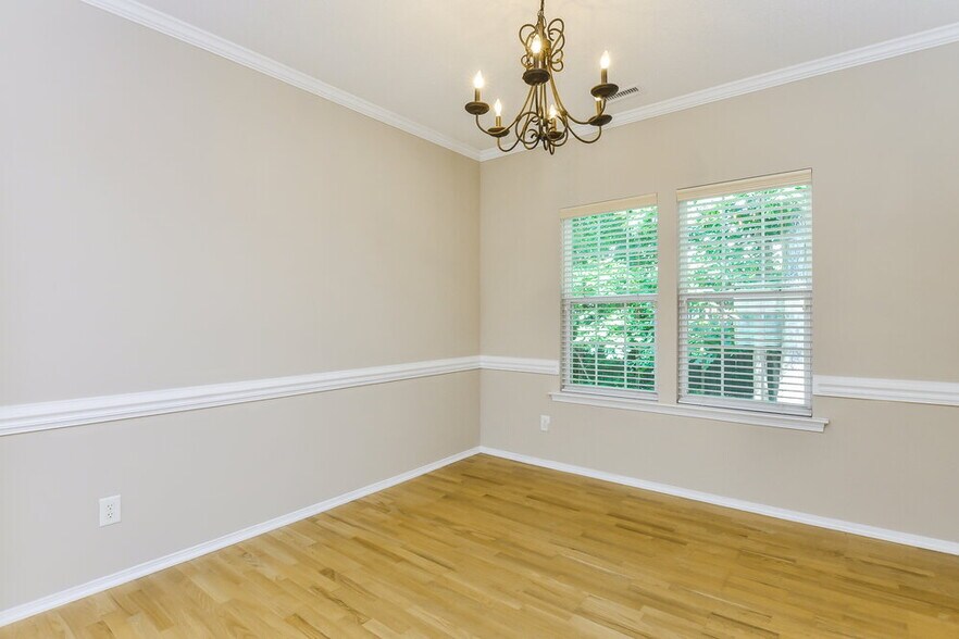 Building Photo - 5609 Enoree Ln