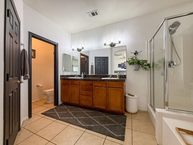 Building Photo - Beautiful Yucca Mesa Home