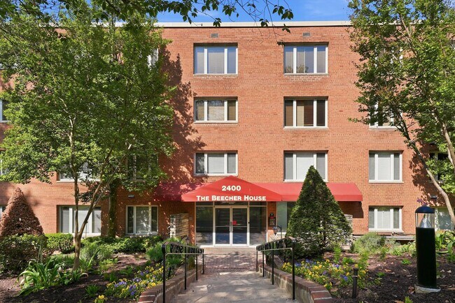 Building Photo - 2400 41st St NW
