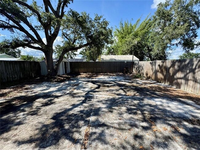 Building Photo - 5487 Sawyer Rd