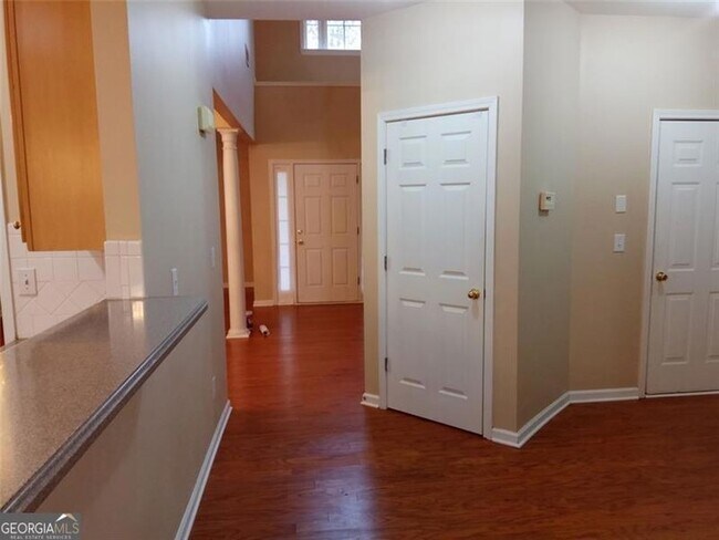 Building Photo - 12755 Morningpark Cir