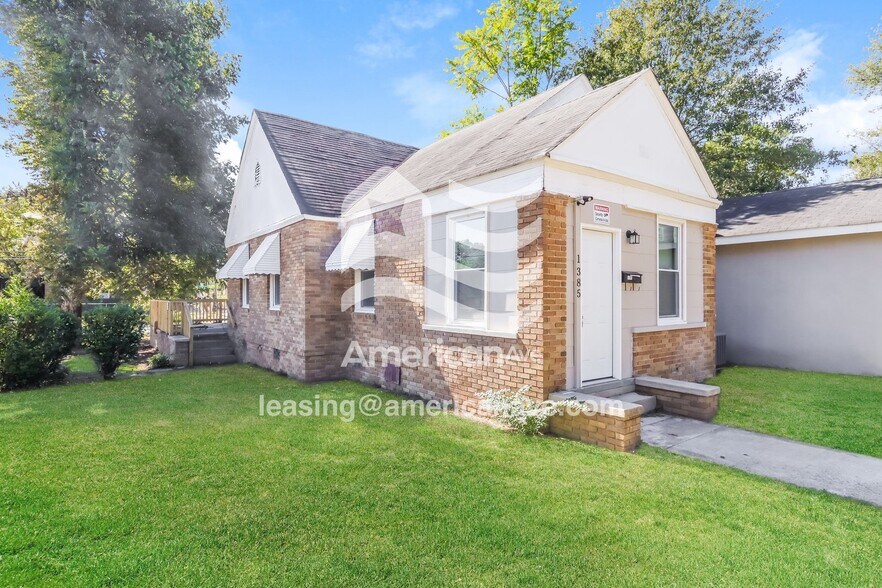 Building Photo - 1385 Patterson St