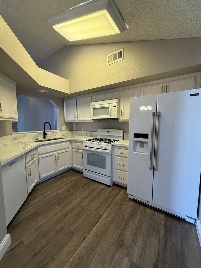 Building Photo - 4700 Wetherby Ct