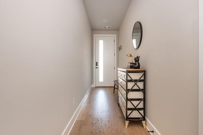 Building Photo - 699 Vidalia Ln
