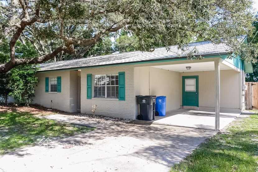 Building Photo - 7317 Canal Blvd