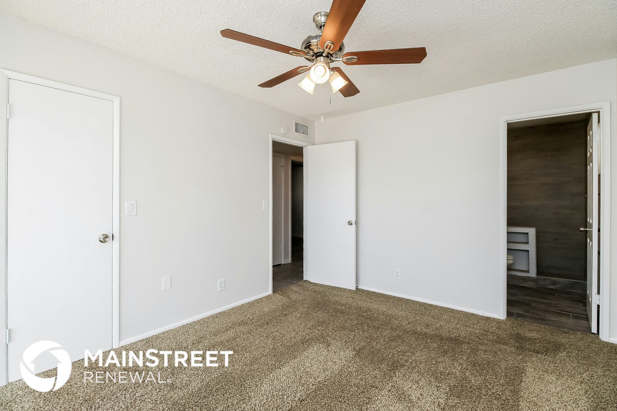 Building Photo - 1256 S Buena Vista Dr