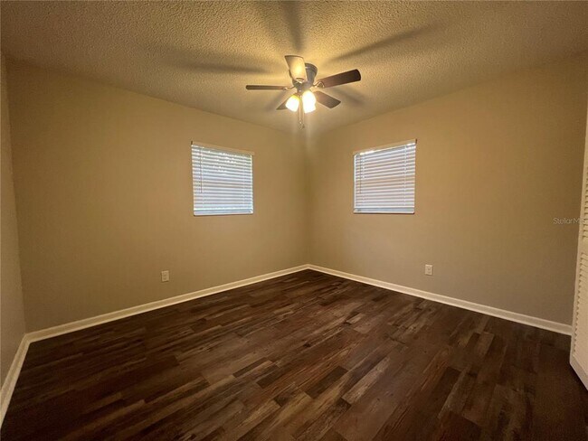 Building Photo - 610 Patlin Ave