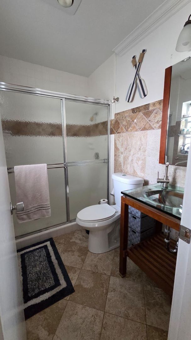 Building Photo - 4705 Holly Dr