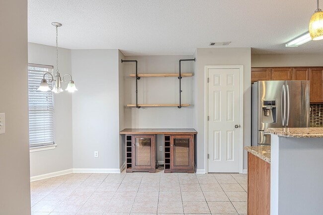 Building Photo - 9716 Tucker Creek Cove