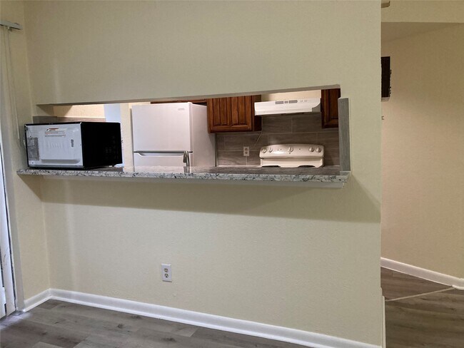 Building Photo - 2601 S Braeswood Blvd