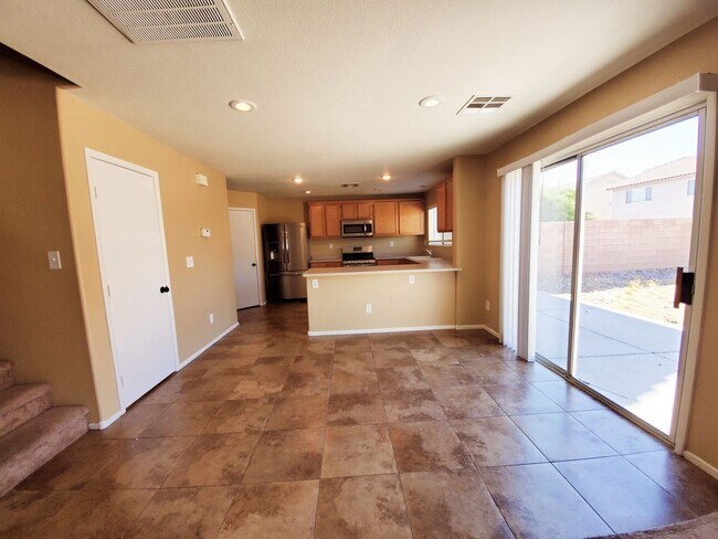 Building Photo - ACCEPTS SECTION 8 - BEAUTIFUL MUST SEE 3BD/2BA IN SOUTHWEST