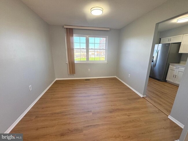 Building Photo - 17 Holland Hill Ct