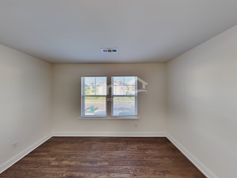 Building Photo - 4009 Birchfield Pl