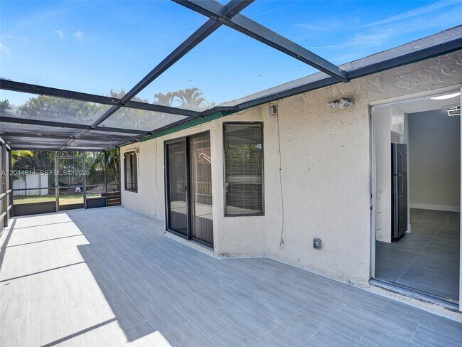 Building Photo - 3216 NW 105th Ave