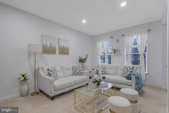 Building Photo - 20751 Bridalveil Falls Terrace