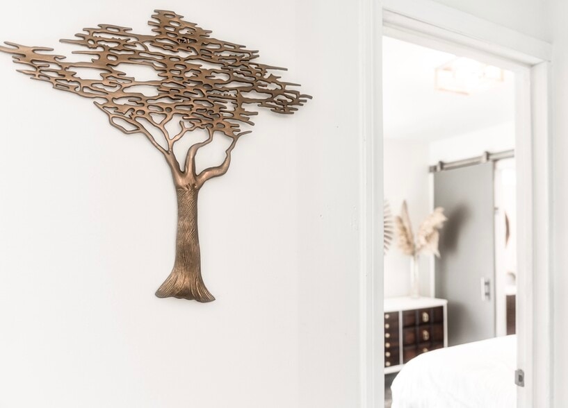 Building Photo - 509 E Buckthorn St