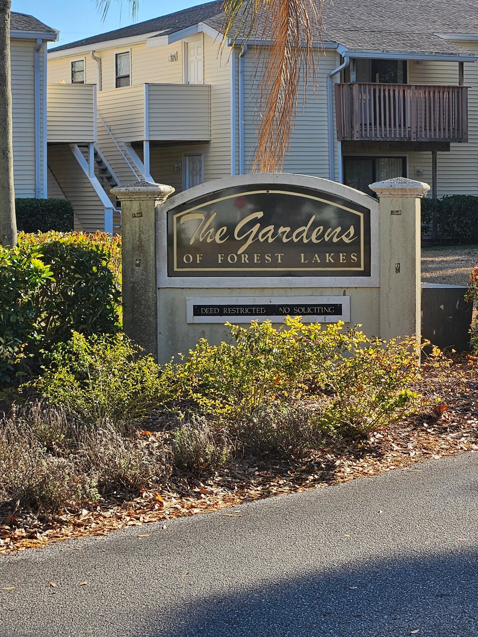 Building Photo - 129 Camphor Cir