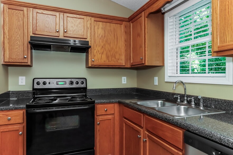 Building Photo - 233 Galvin Trail