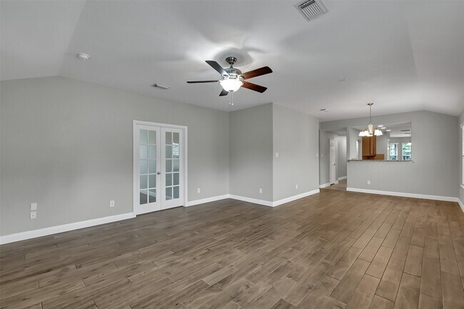 Building Photo - 3011 Crescent Oaks Park Ln