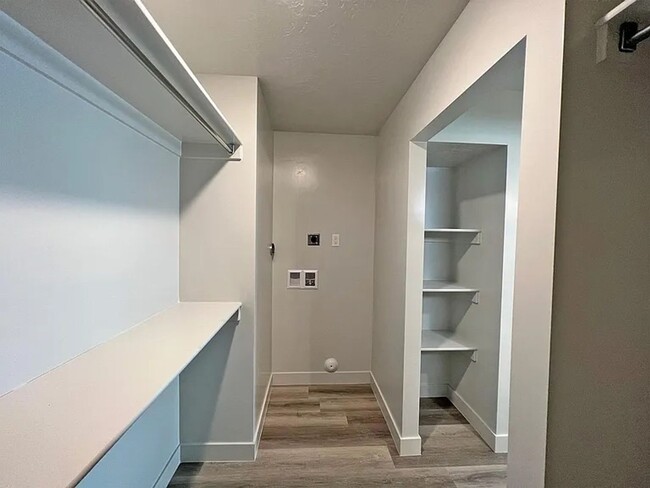 Building Photo - 4104 Phobos Ln
