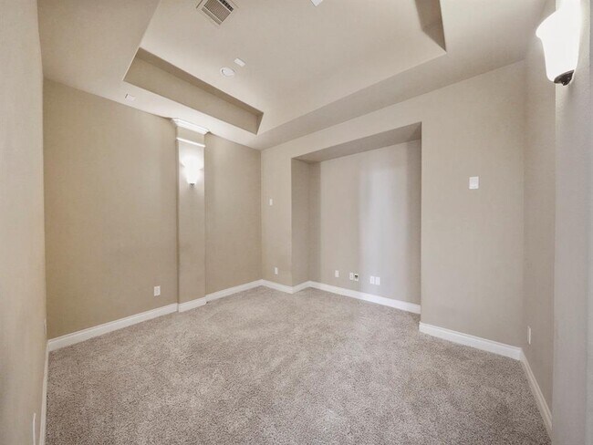 Building Photo - 3909 Lily Park Ln
