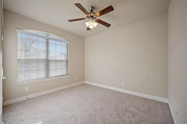 Building Photo - 549 Northwood Dr