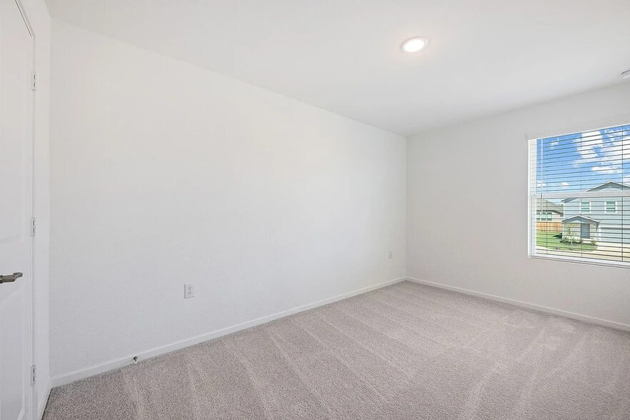 Building Photo - 10811 Soupe Cv