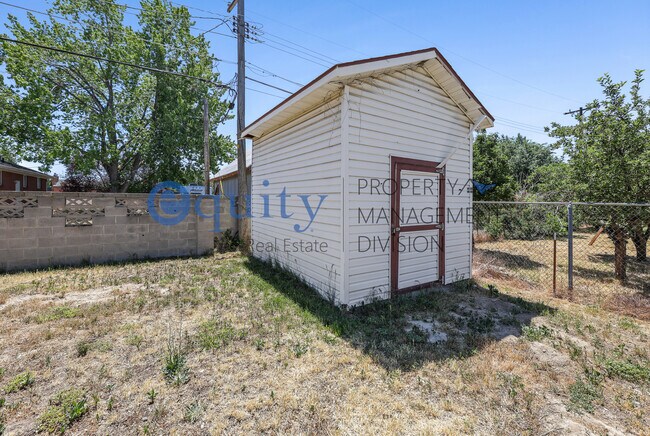 Building Photo - 8894 S 540 E