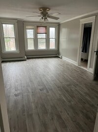 Building Photo - 182 Jersey St