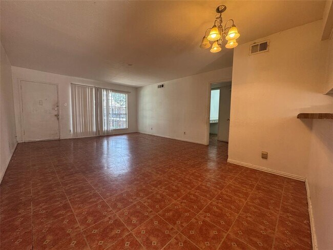 Building Photo - 6405 Westward St