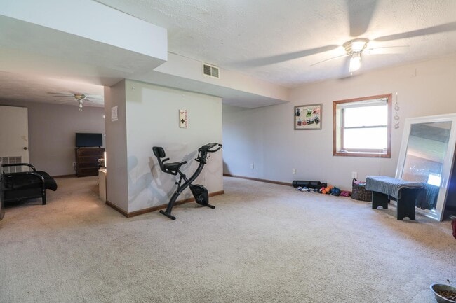 Building Photo - 3342 Yellow Sulphur Rd