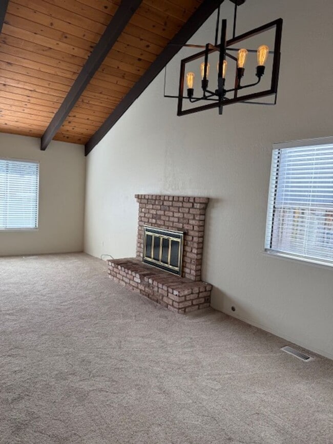 Building Photo - Single Level House - Rincon Valley - 3bd 2ba - 1788 Square Feet of Living Space