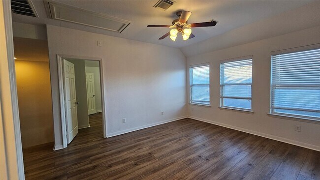 Building Photo - 9407 Herons Grove Ln