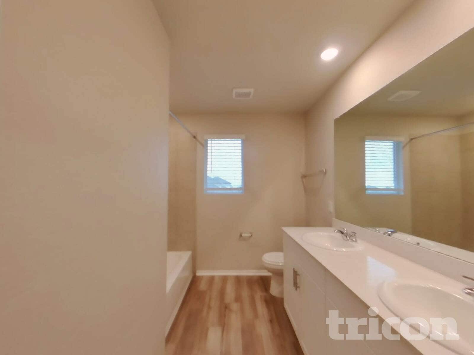 Building Photo - 5308 Saddle Clb Dr