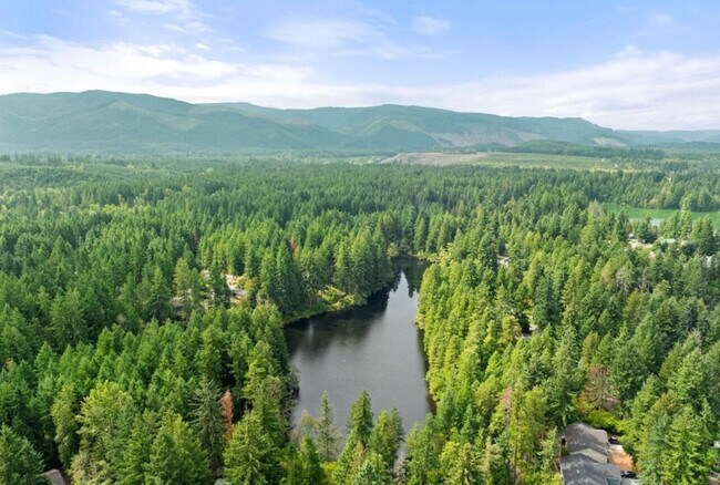 Building Photo - 21737 E Terra Ln SE