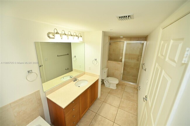 Building Photo - 55 Merrick Way