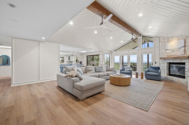 Building Photo - 515 Golden Eagle Loop