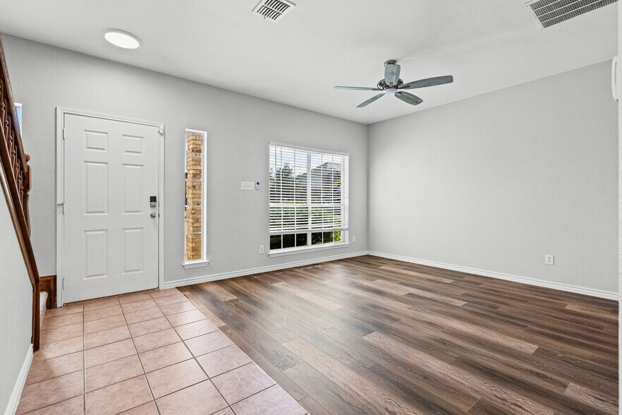 Building Photo - 12404 Pinestraw Rd