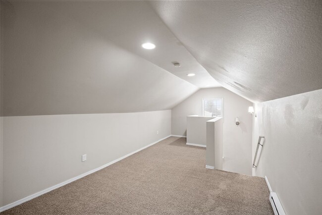 Building Photo - Beautifully Updated Bemiss Area Home!