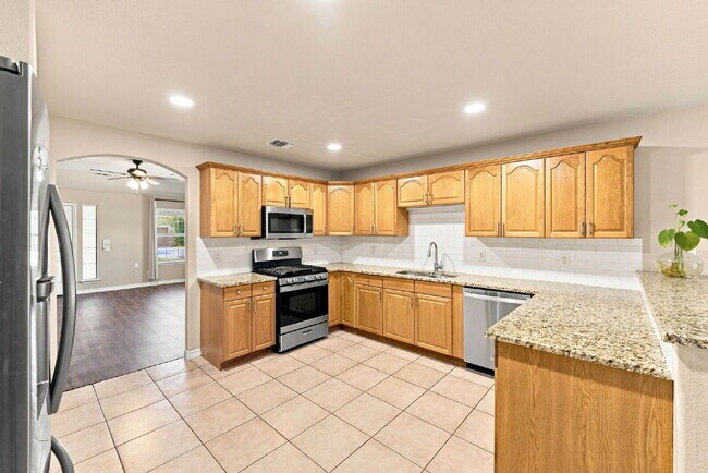 Building Photo - 11707 Jarvis Dr