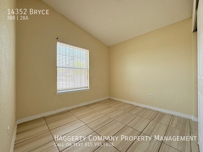 Building Photo - 14352 Bryce-