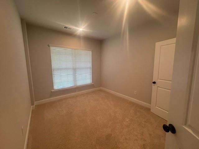 Building Photo - 5030 Sierra Creek Dr NE