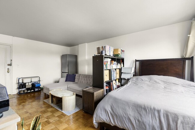 Building Photo - 6515 JFK Blvd E