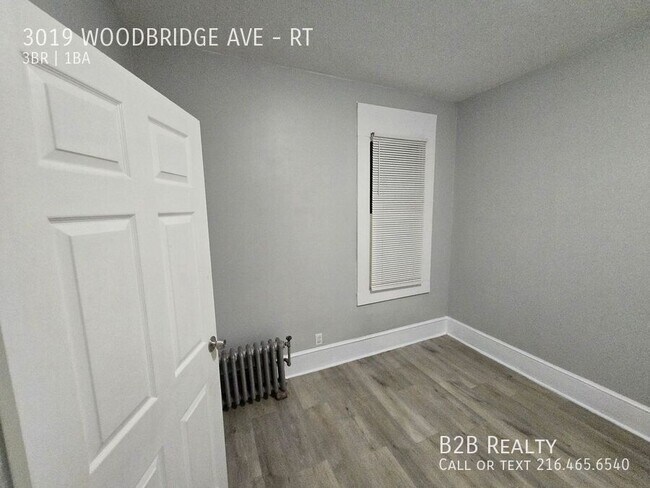 Building Photo - 3019 Woodbridge Ave